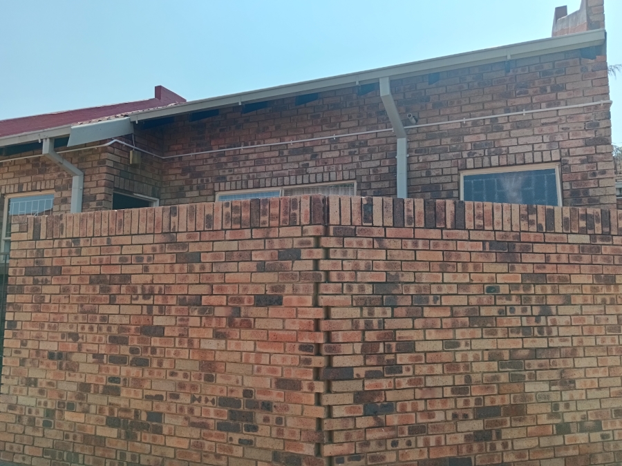 2 Bedroom Property for Sale in Navalsig Free State